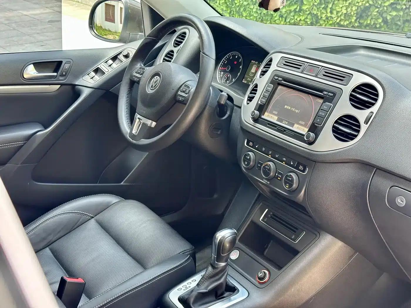 2016 Volkswagen Tiguan 300TSI Automatic 4WD Luxury Edition — миниатюра 11