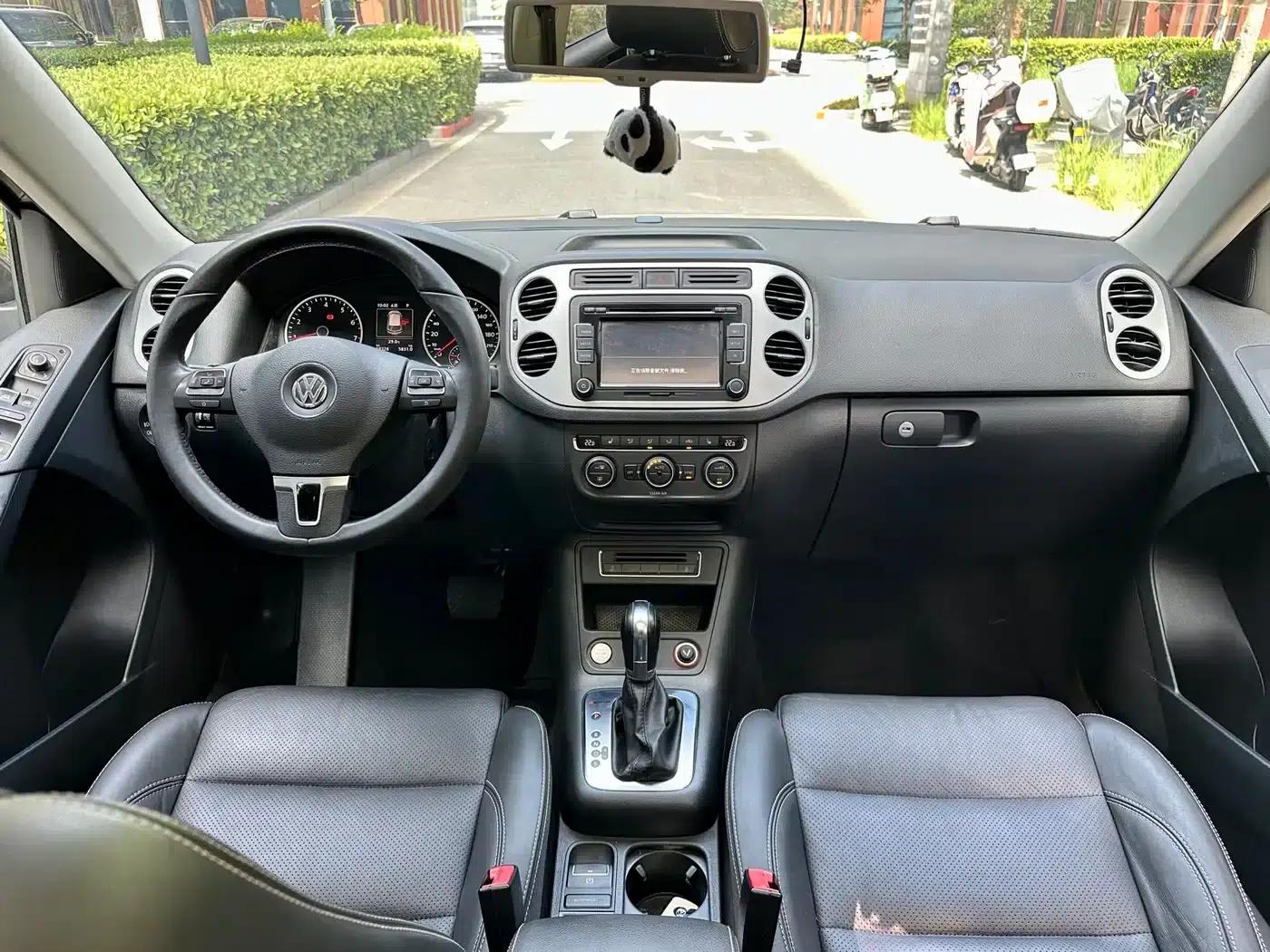 2016 Volkswagen Tiguan 300TSI Automatic 4WD Luxury Edition — миниатюра 13