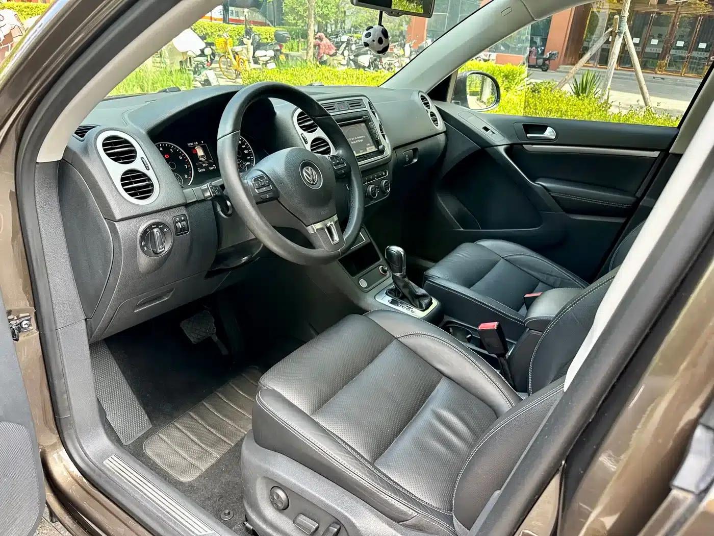 2016 Volkswagen Tiguan 300TSI Automatic 4WD Luxury Edition — миниатюра 7