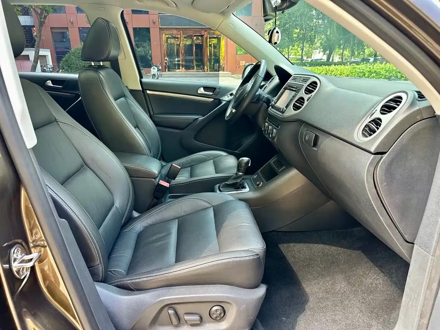 2016 Volkswagen Tiguan 300TSI Automatic 4WD Luxury Edition — миниатюра 10