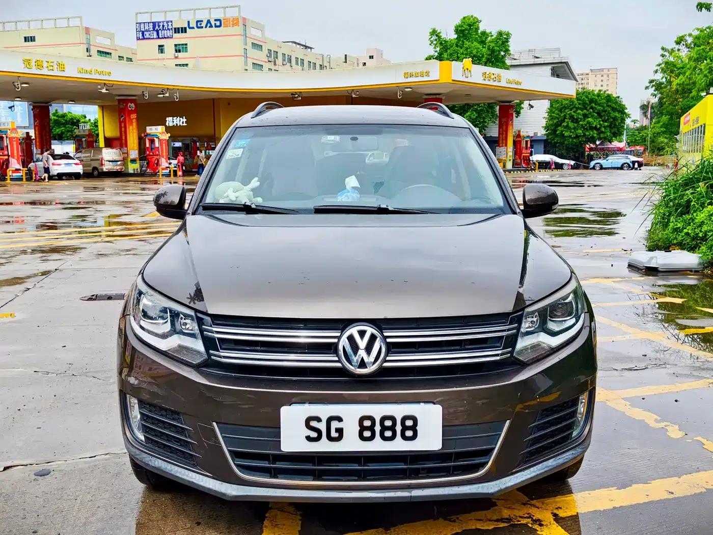2013 Volkswagen Tiguan 1.8TSI Automatic 2WD Comfort Edition — миниатюра 2