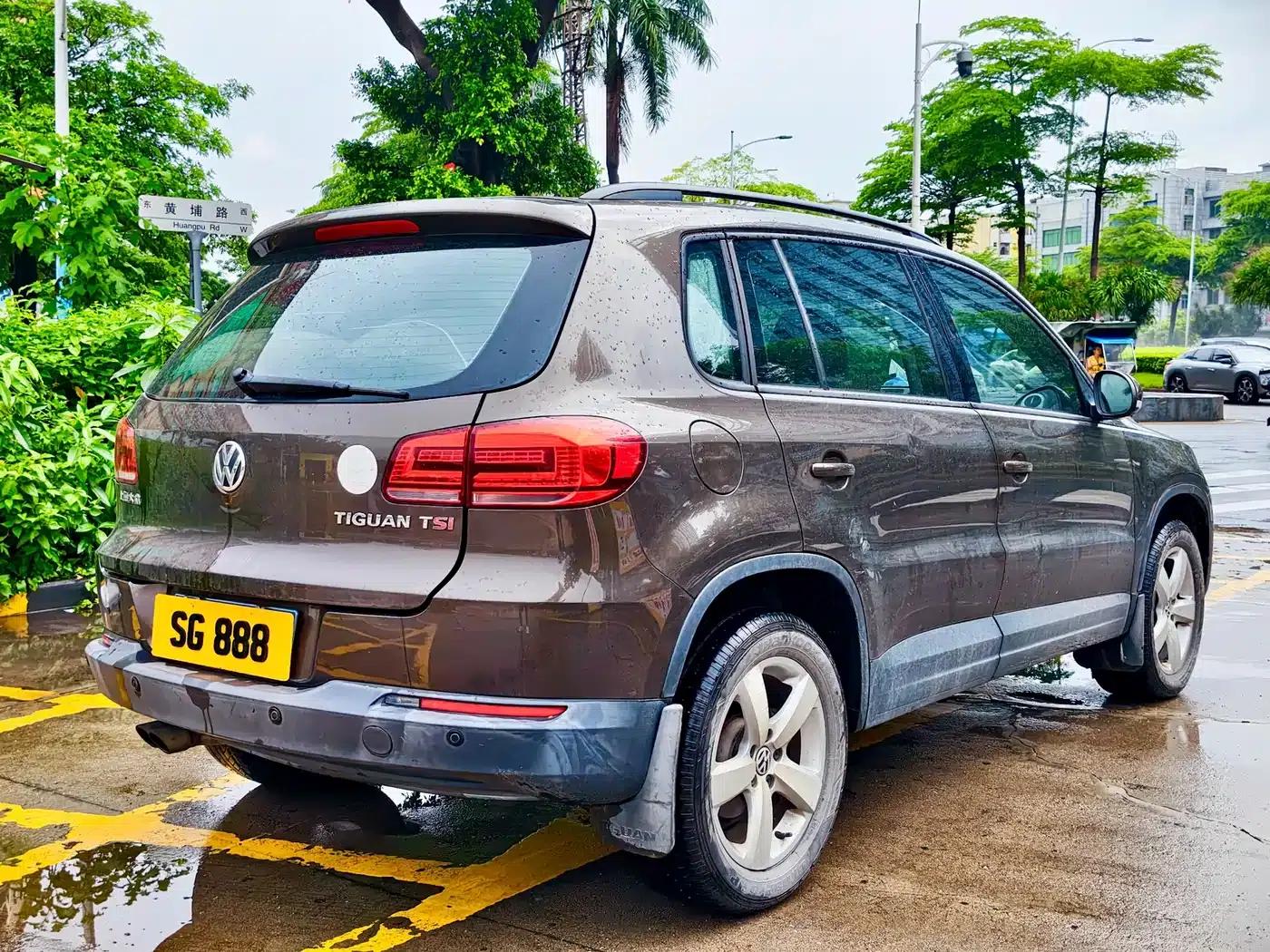 2013 Volkswagen Tiguan 1.8TSI Automatic 2WD Comfort Edition — миниатюра 9