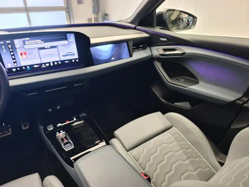 Audi Q6L e-tron 2026 First Edition — миниатюра 8
