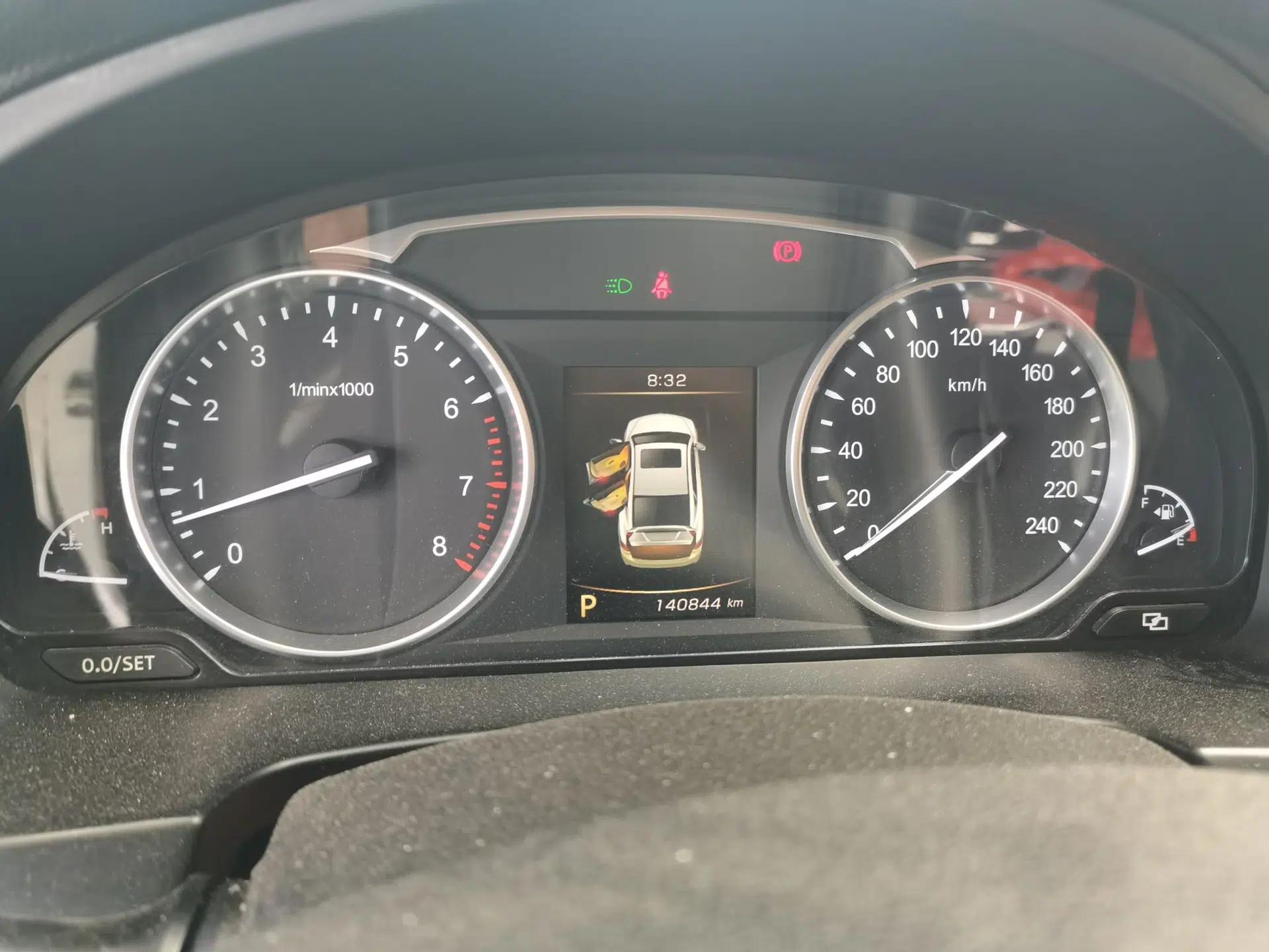 Geely Auto Emgrand GT 2016 1.8T Comfort Model — миниатюра 11