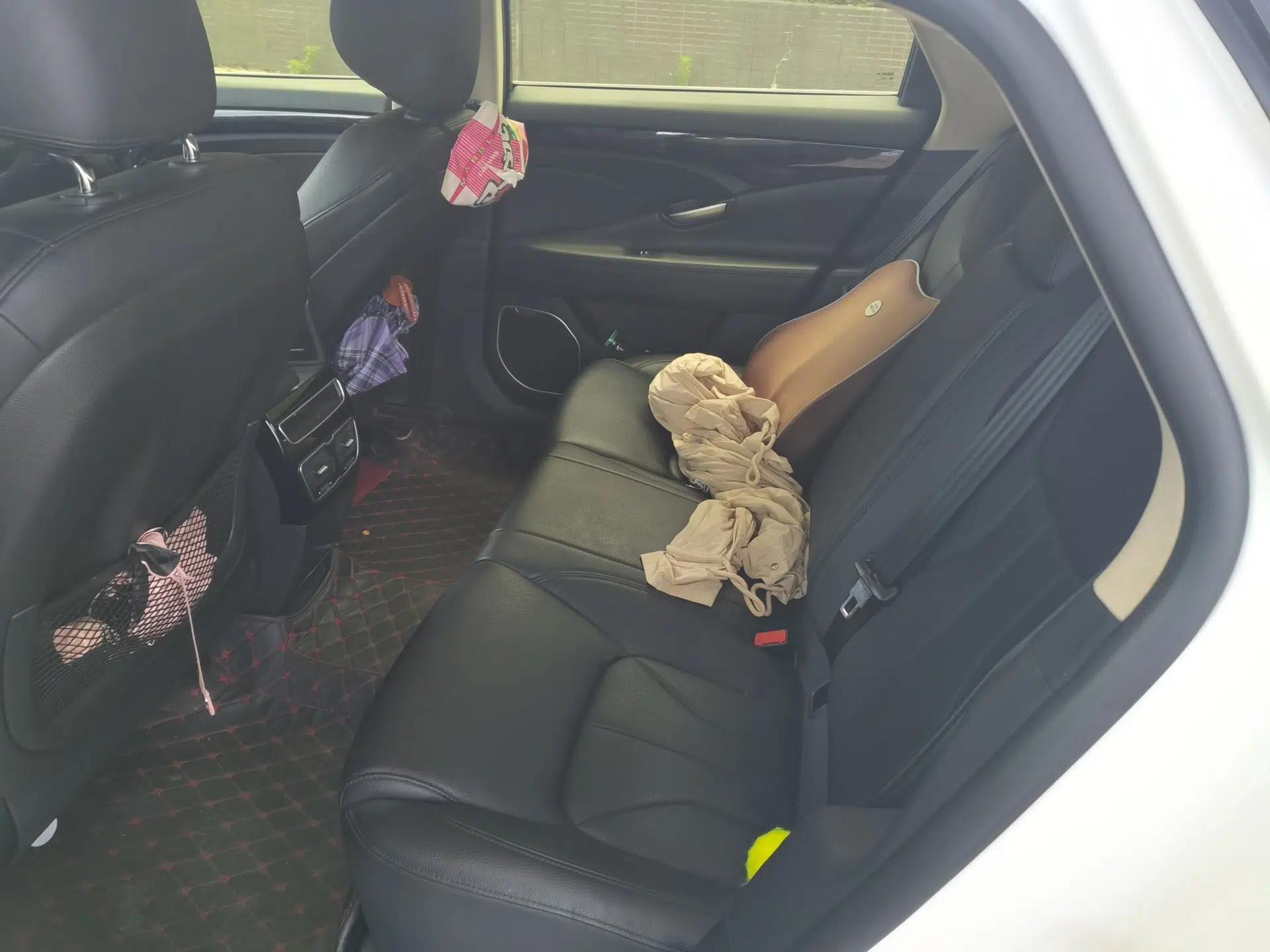 Geely Auto Emgrand GT 2016 1.8T Comfort Model — миниатюра 17