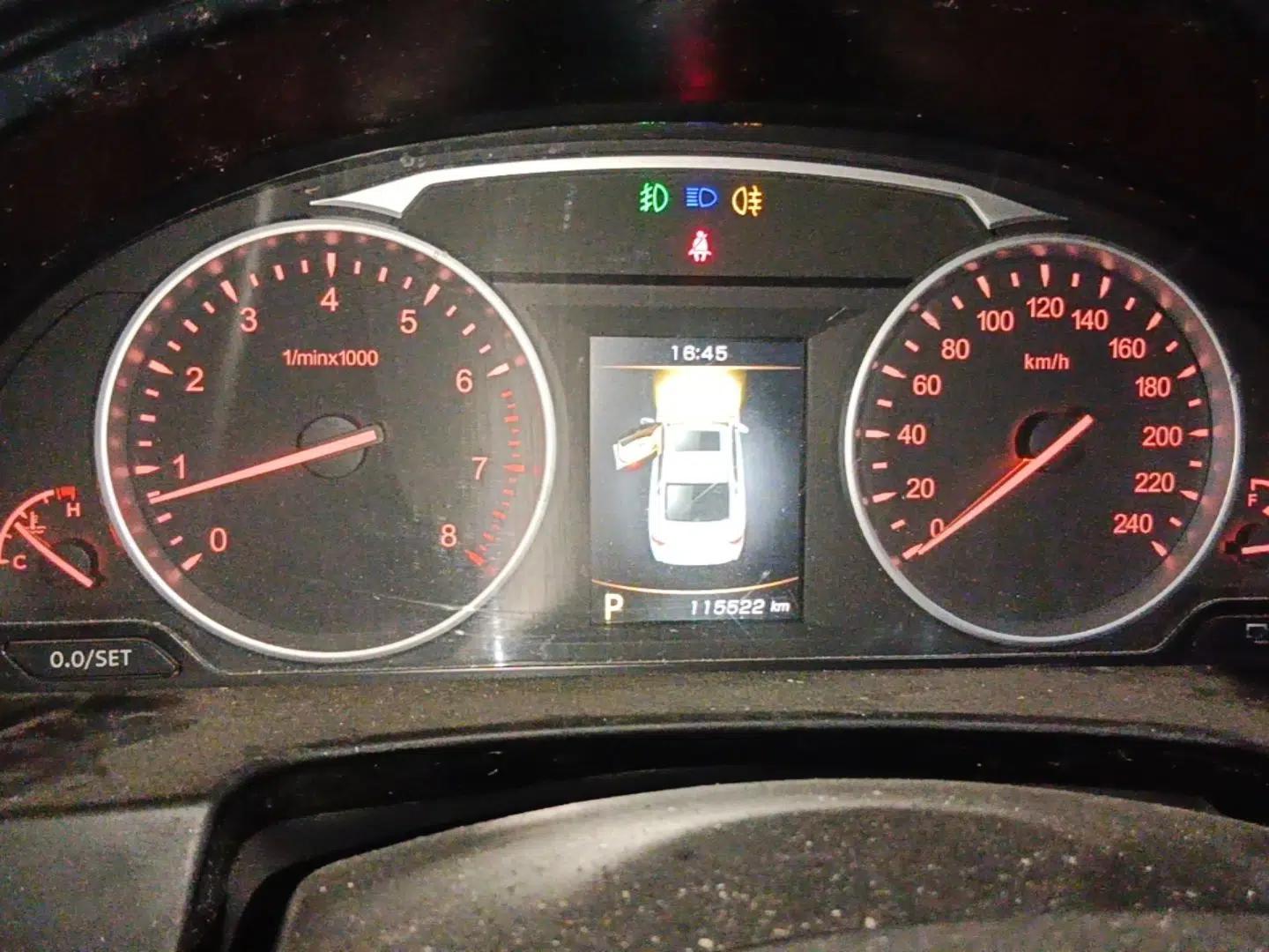 Geely Auto Emgrand GT 2015 1.8T Premium Model — миниатюра 19
