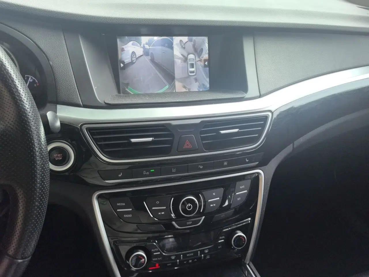 Geely Auto Emgrand GT 2015 1.8T Flagship Model — миниатюра 13