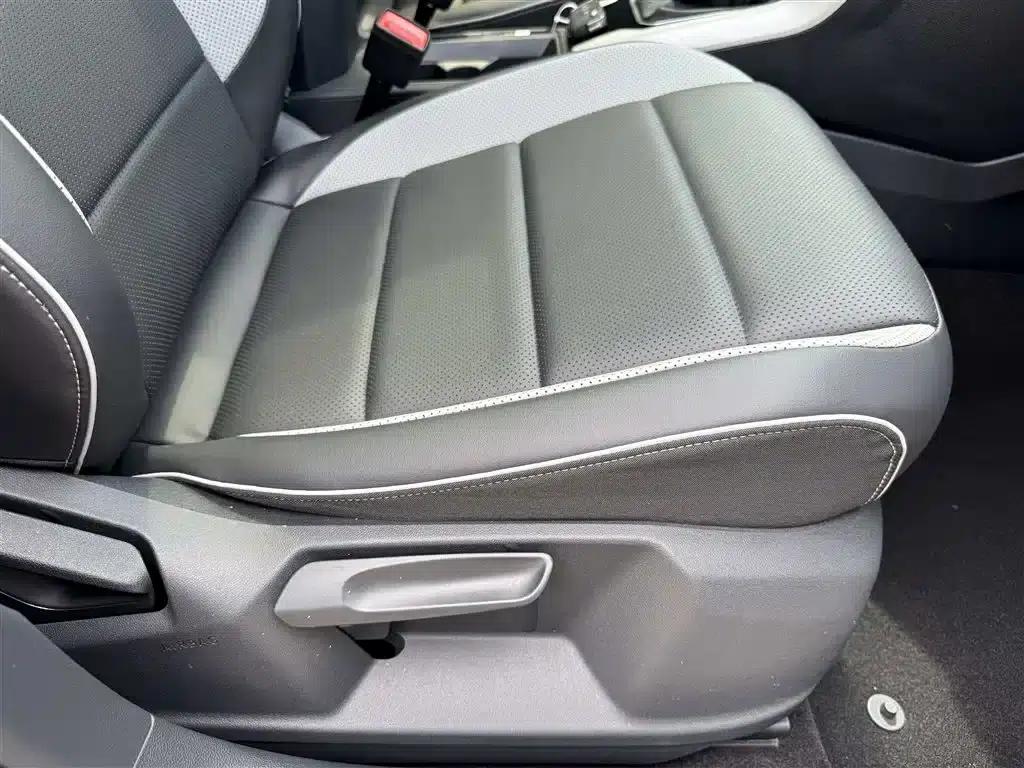 2023 T-ROC 280TSI DSG 2WD Time Edition — миниатюра 32