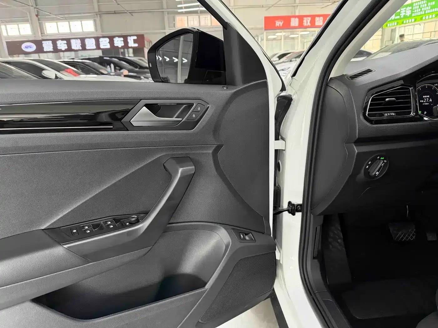 T-ROC 2022 280TSI DSG 2WD Comfort Plus — миниатюра 9