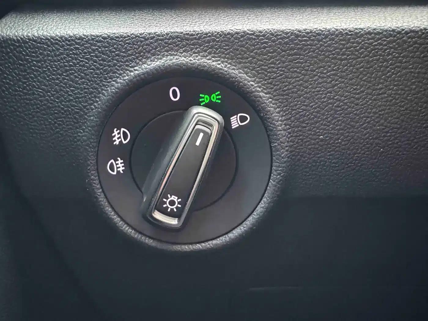 T-ROC 2021 280TSI DSG 2WD Comfort & Smart Connect Edition — миниатюра 11