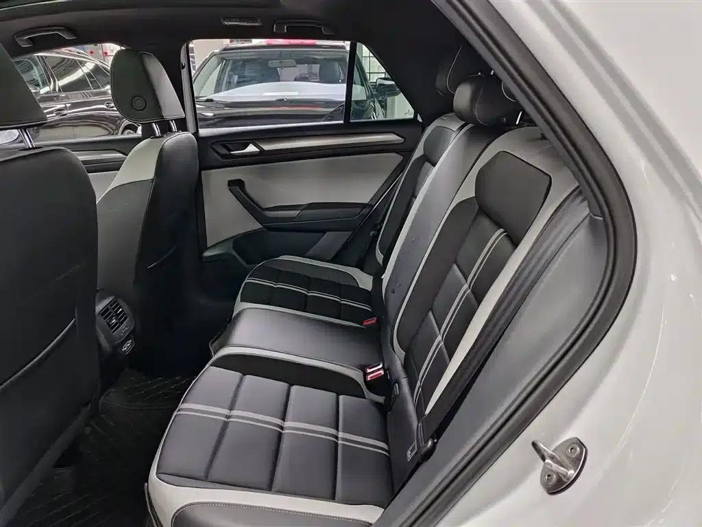 2025 T-ROC 300TSI DSG 2WD Chenguang Edition — миниатюра 8
