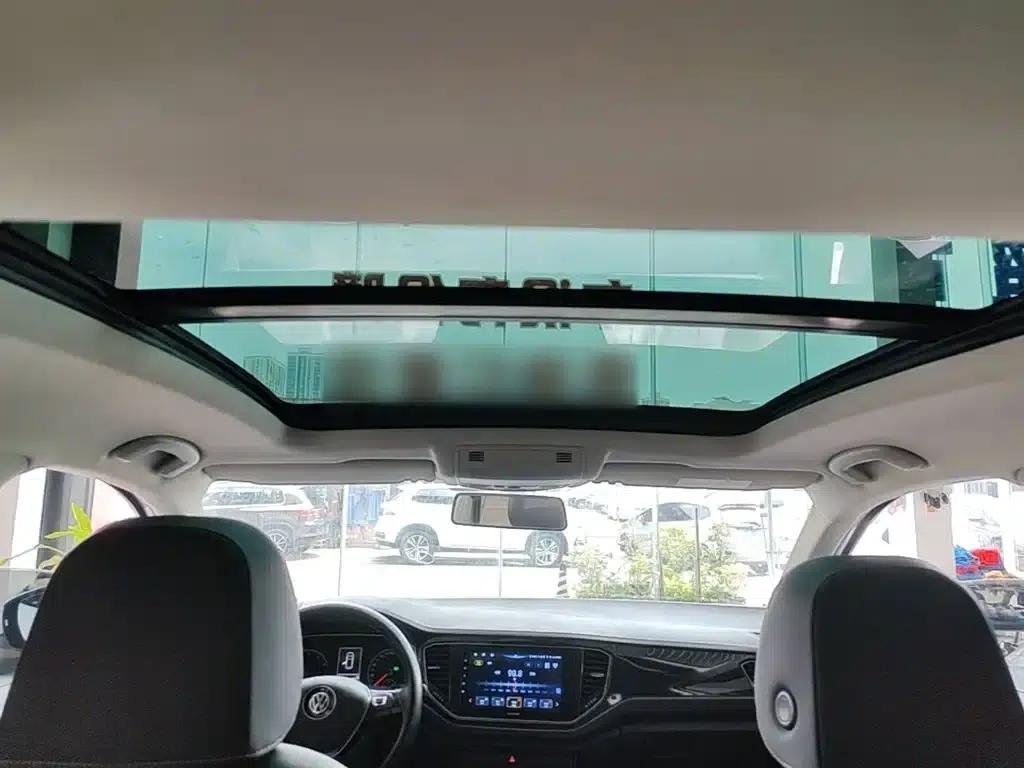 2019 T-ROC 280TSI DSG 2WD Comfort Model (China VI Emission Standard) — миниатюра 18