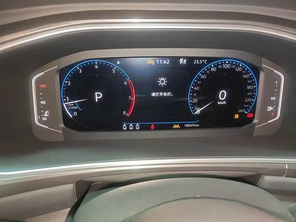 2024 T-ROC 300TSI DSG 2WD Chenguang Edition — миниатюра 12