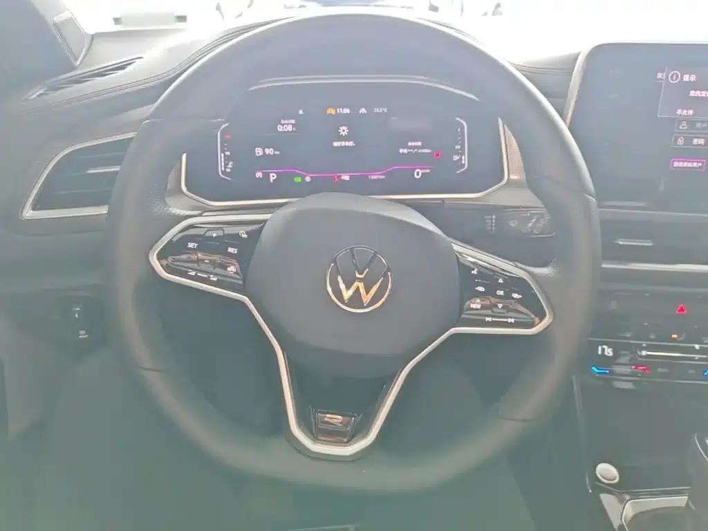 2025 T-ROC Facelift 300TSI DSG 2WD Chenguang Edition — миниатюра 11