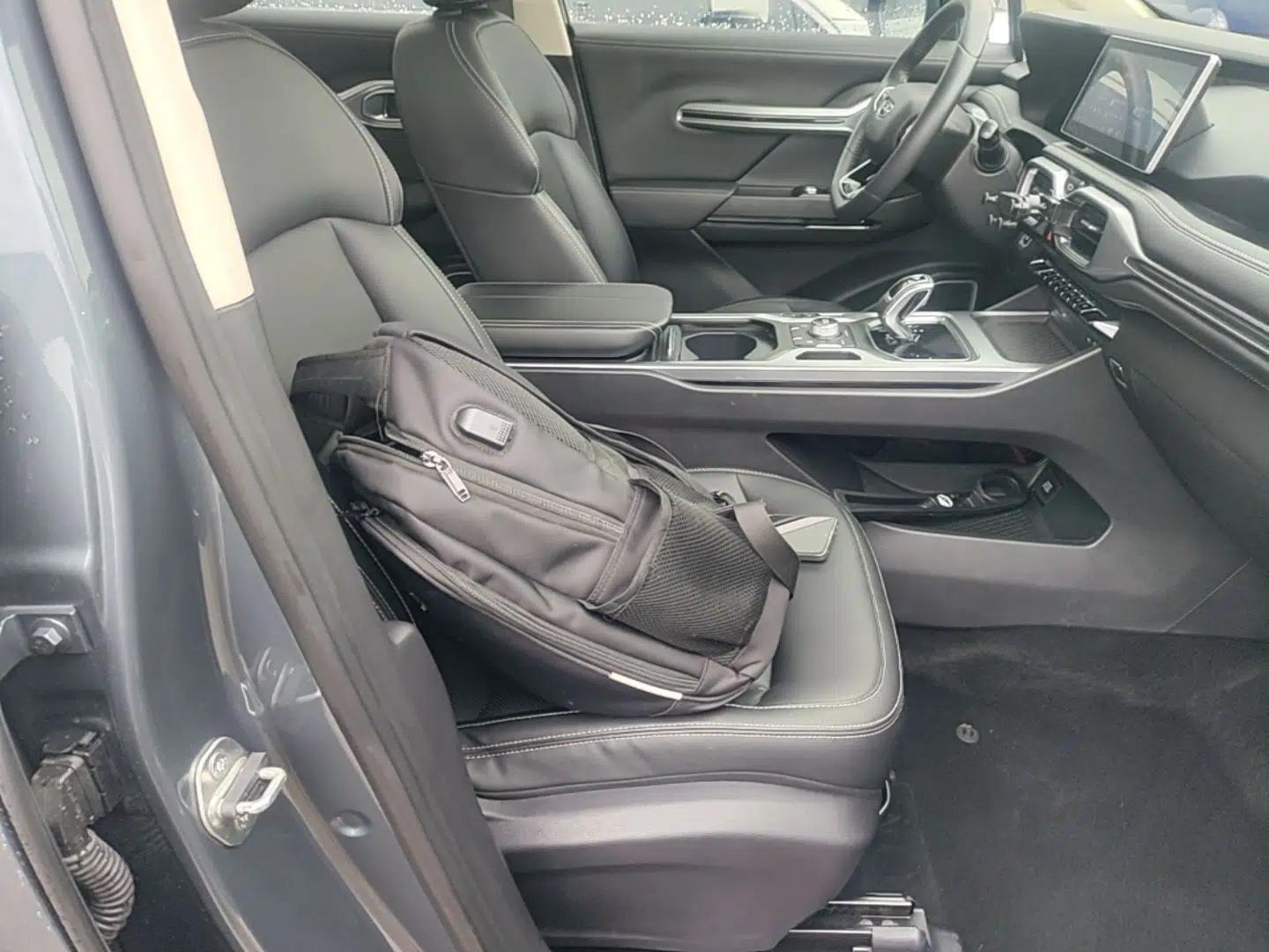 Geely Auto Haoyue 2020 1.8TD DCT Luxury 7-Seater — миниатюра 24