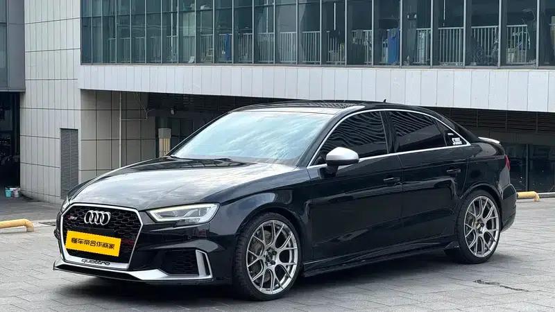 Audi RS 3 2017 RS 3 2.5T Limousine — миниатюра 1