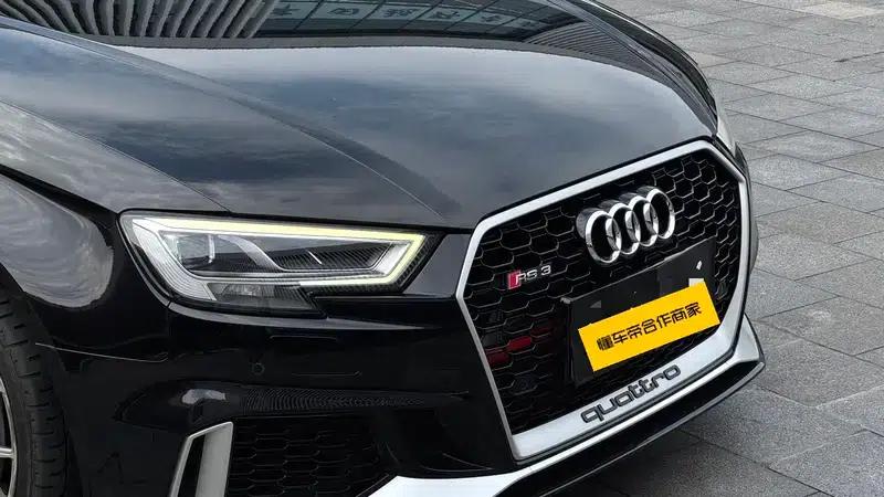 Audi RS 3 2017 RS 3 2.5T Limousine — миниатюра 6