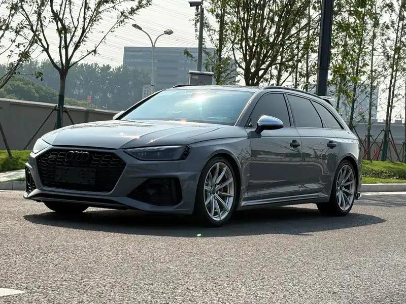 Audi RS 4 2021 RS4 2.9T Avant Obsidian Edition — миниатюра 1