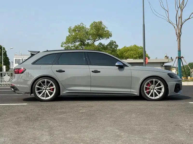 Audi RS 4 2021 RS4 2.9T Avant Obsidian Edition — миниатюра 8