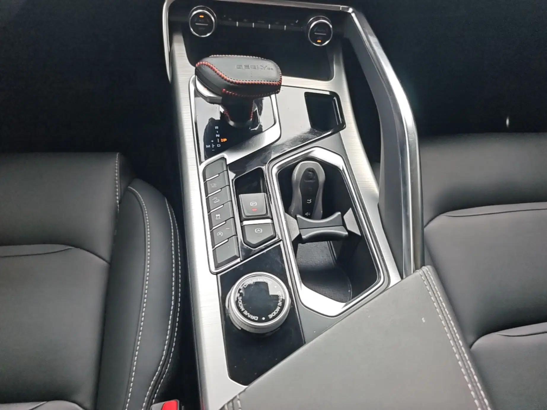 Geely Auto Monjaro 2020 High-Energy Edition 300T Yáoxīngzhě — миниатюра 16