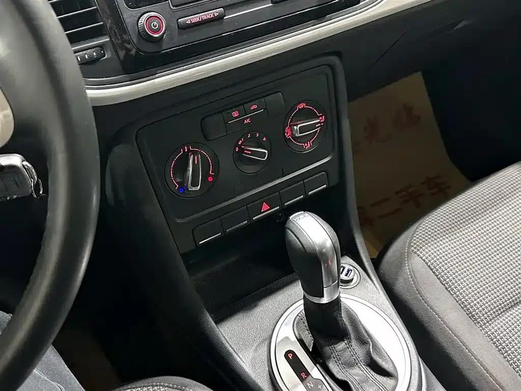 2015 Volkswagen Beetle 180TSI — миниатюра 18