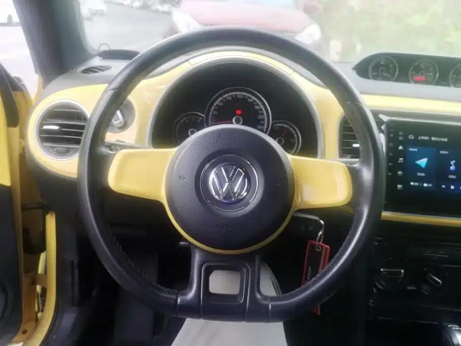 2013 Volkswagen Beetle 1.4TSI Comfort — миниатюра 15