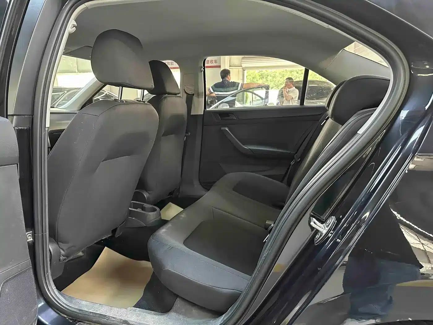Santana 2015 1.6L Manual Fashion Edition — миниатюра 14