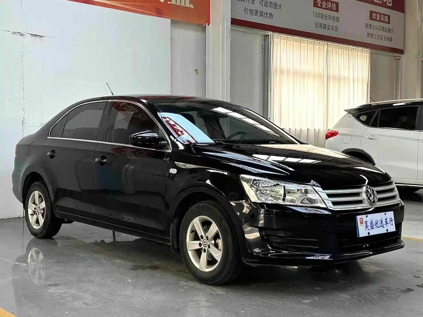 Santana 2015 1.6L Manual Fashion Edition — миниатюра 3