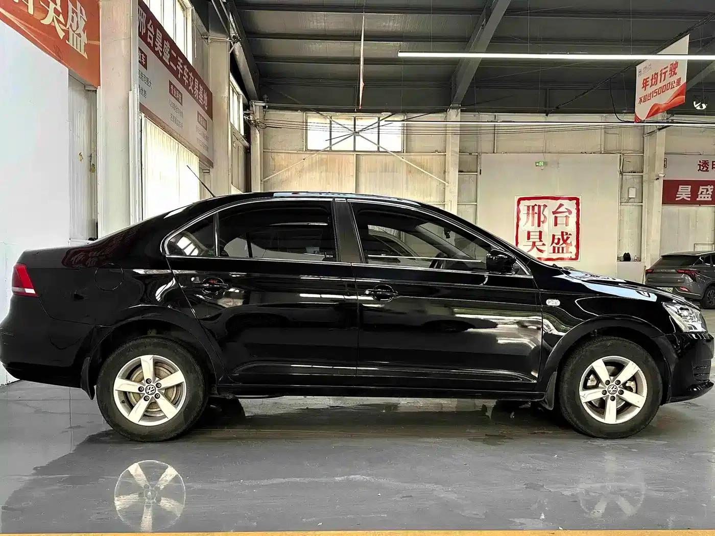 Santana 2015 1.6L Manual Fashion Edition — миниатюра 4