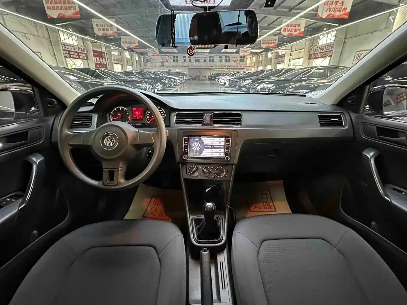 Santana 2015 1.6L Manual Fashion Edition — миниатюра 9