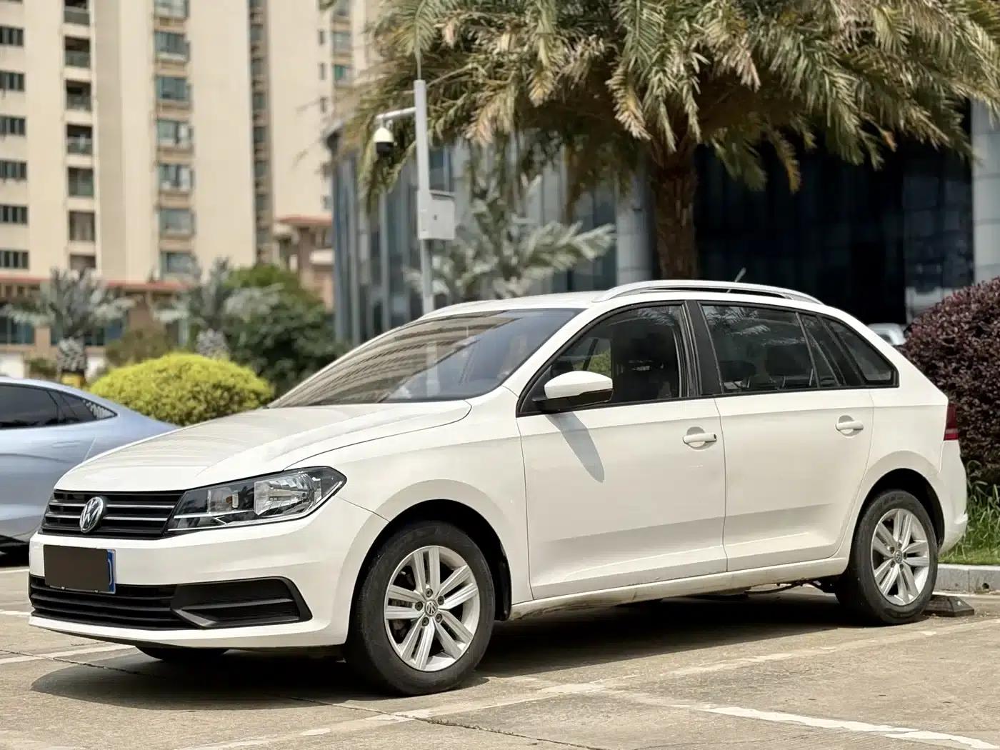 Santana 2017 Gran Lavida 1.6L Automatic Fashion Edition — миниатюра 1