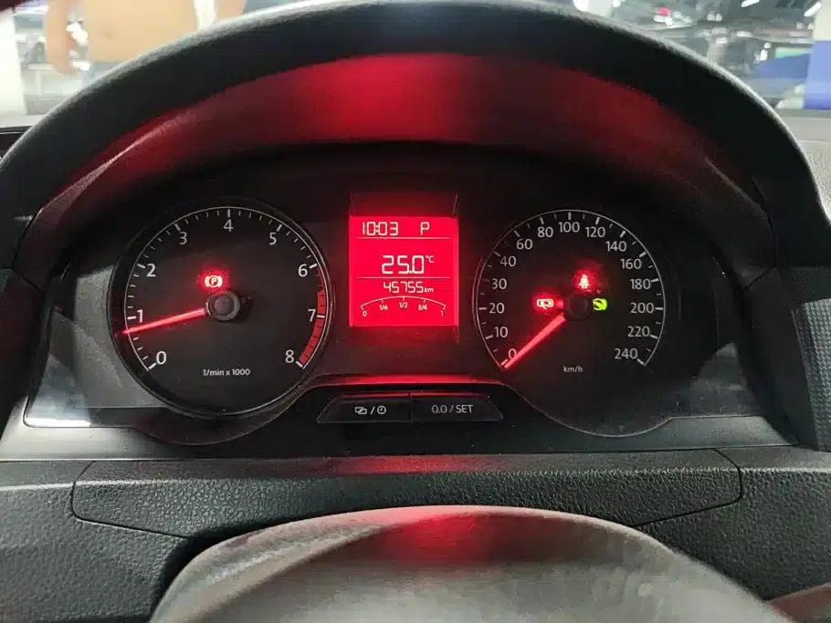 Santana 2015 1.6L Automatic Fashion Edition — миниатюра 14