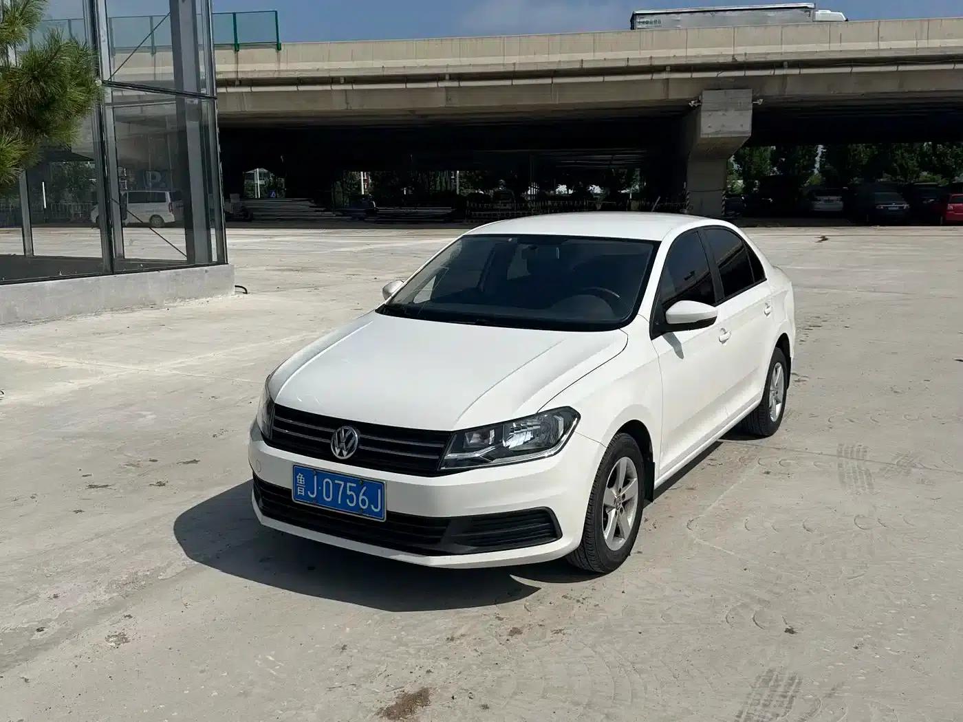 Santana 2016 1.4L Manual Fashion Edition — миниатюра 1