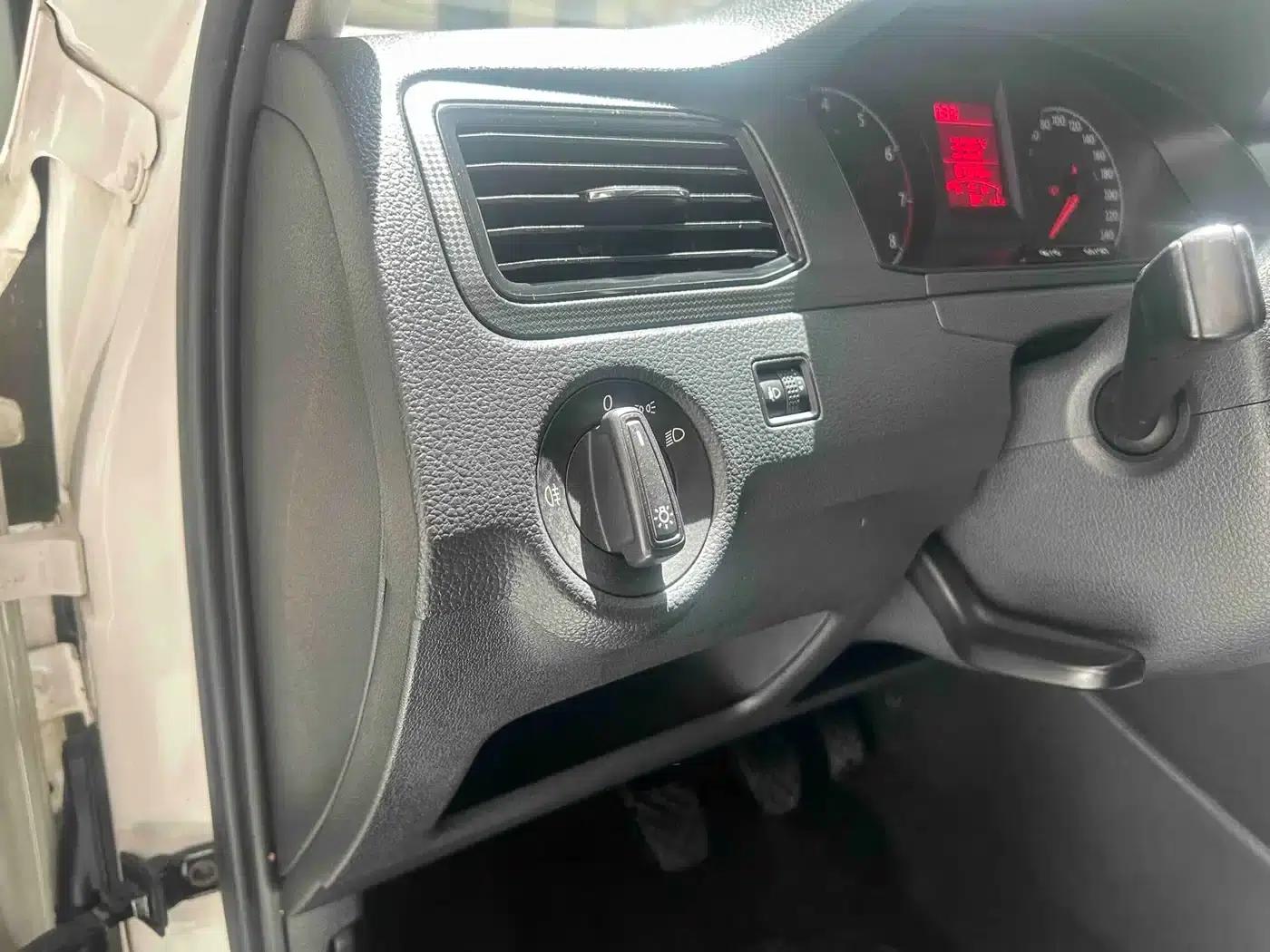 Santana 2016 1.4L Manual Fashion Edition — миниатюра 13