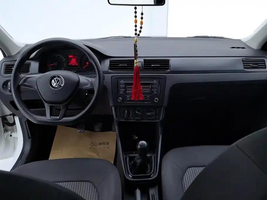 Santana 2021 1.5L Manual Fashion Edition — миниатюра 12