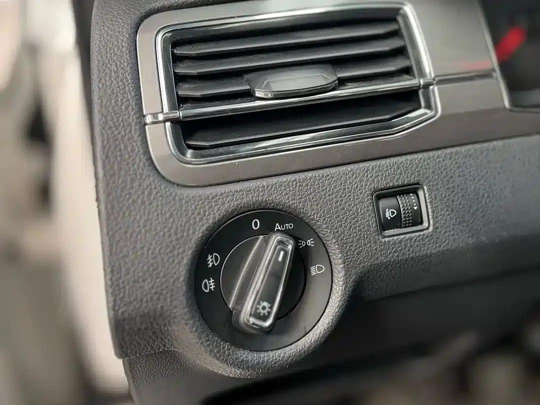 Santana 2019 1.5L Automatic Fashion Edition (National V Emission Standard) — миниатюра 15