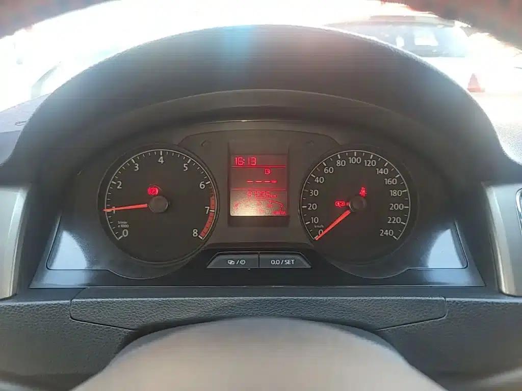 Santana 2015 1.6L Manual Comfort Edition — миниатюра 13