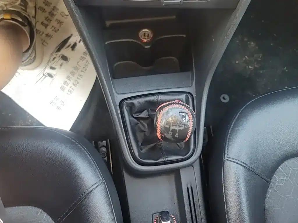 Santana 2015 1.6L Manual Comfort Edition — миниатюра 14