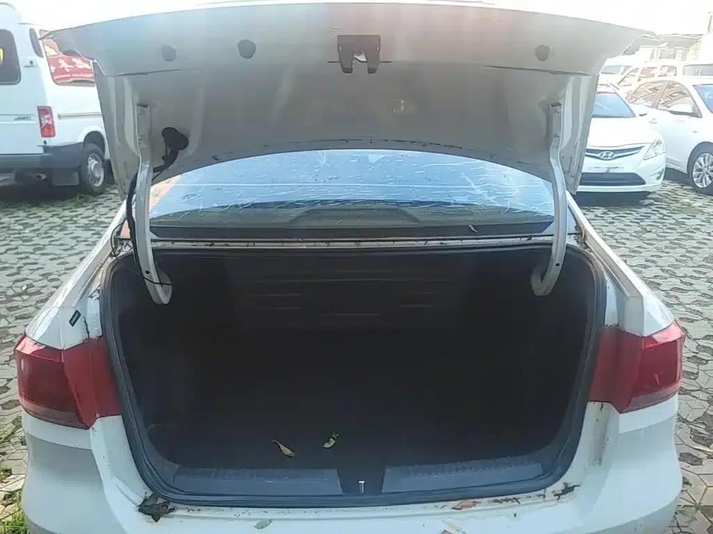 Santana 2015 1.6L Manual Comfort Edition — миниатюра 19