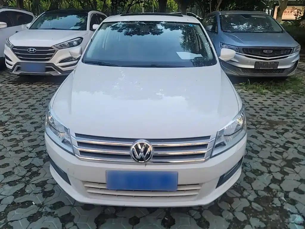 Santana 2015 1.6L Manual Comfort Edition — миниатюра 3