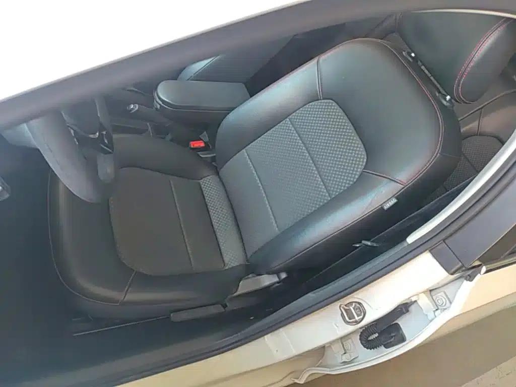 Santana 2019 Gran Lavida 1.5L Automatic Comfort Edition (China VI Emission Standard) — миниатюра 15
