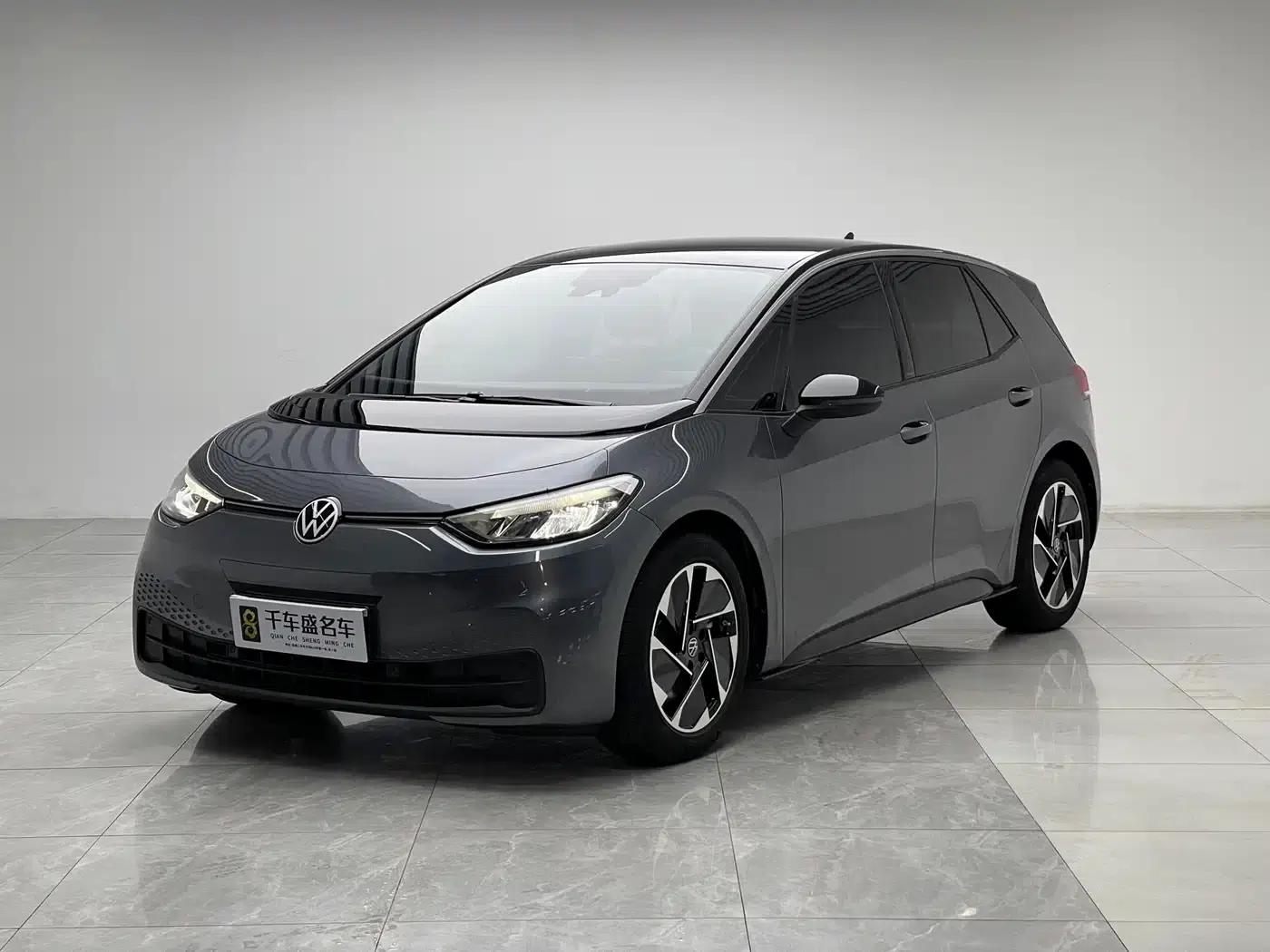 Volkswagen ID.3 2025 Smart Edition - Outstanding Version — миниатюра 1