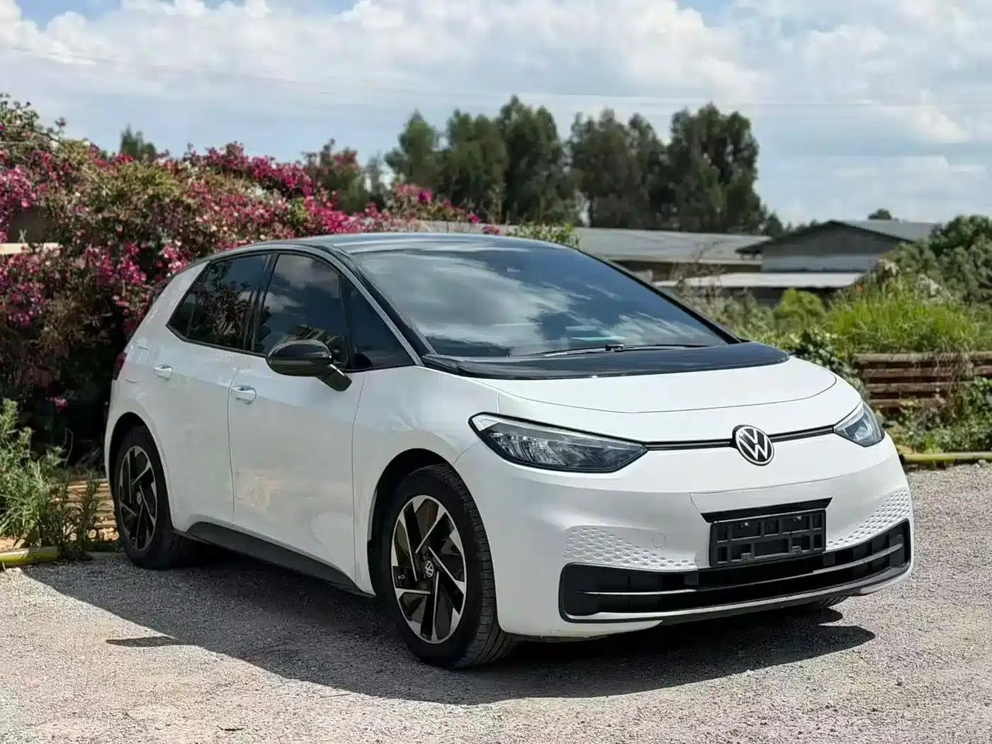 Volkswagen ID.3 2023 Pure Smart Edition — миниатюра 3