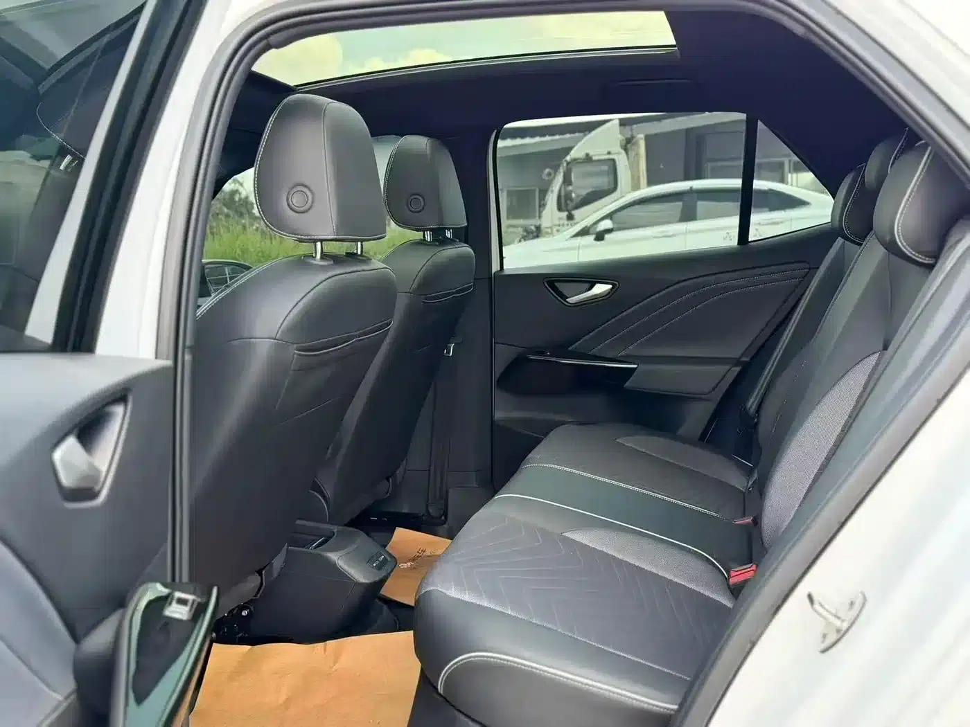 Volkswagen ID.3 2023 Pure Smart Edition — миниатюра 6