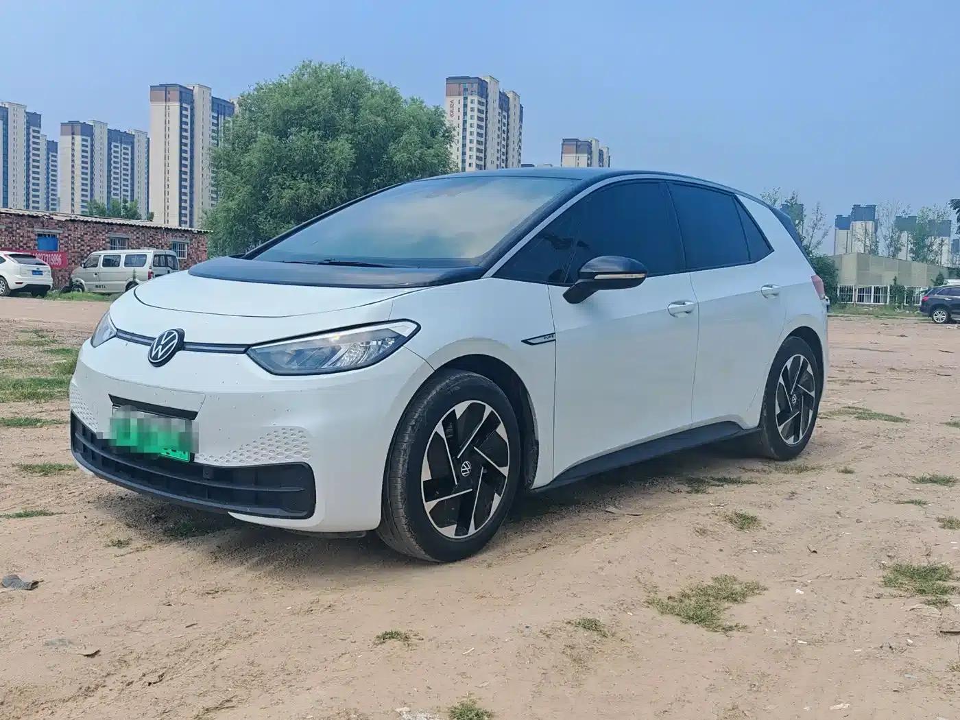 Volkswagen ID.3 2023 Upgraded Pure Smart Edition — миниатюра 1