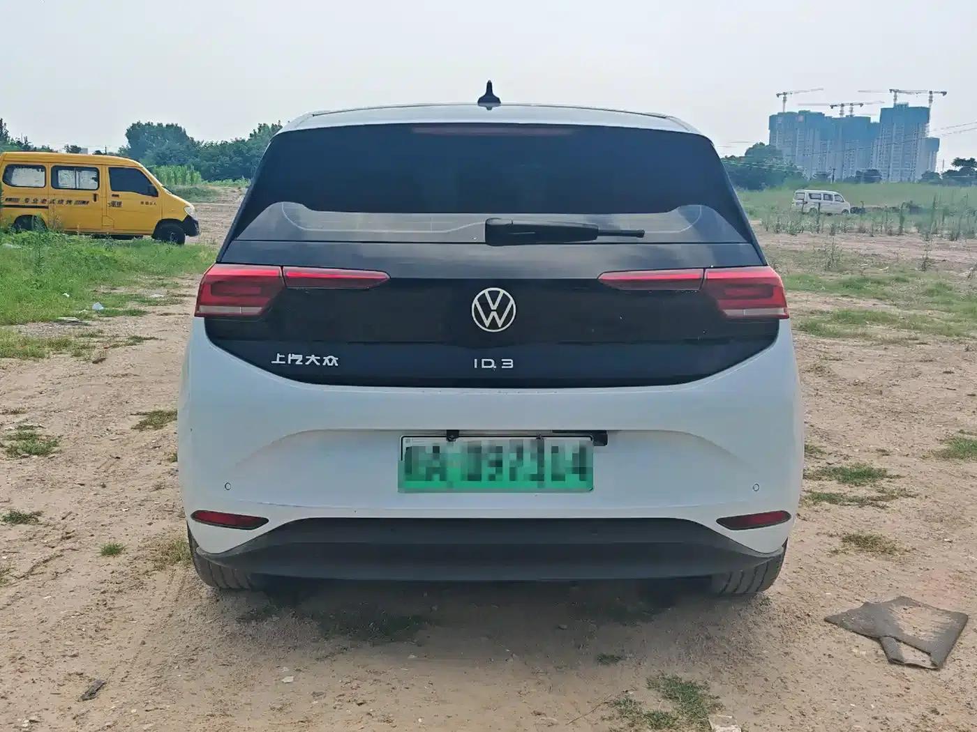 Volkswagen ID.3 2023 Upgraded Pure Smart Edition — миниатюра 5