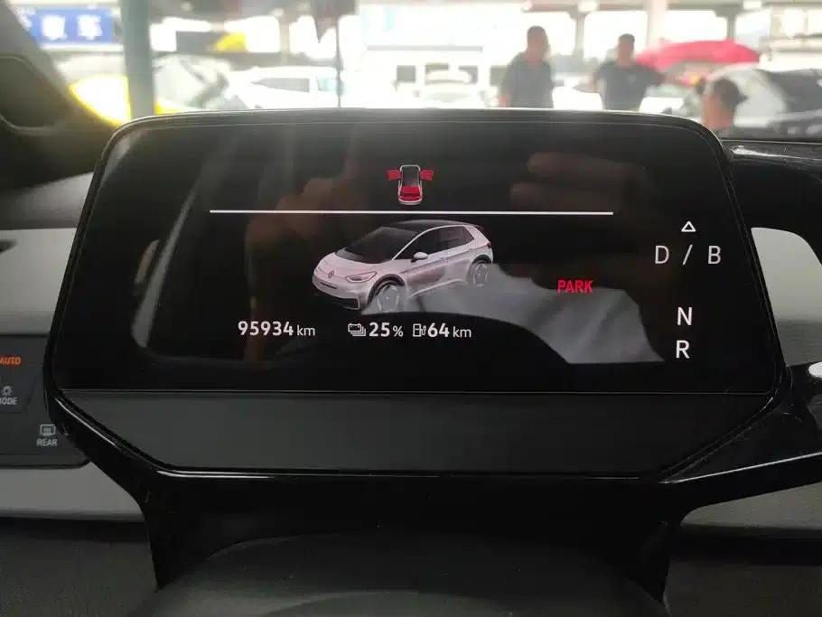 Volkswagen ID.3 2022 Pure Edition — миниатюра 14