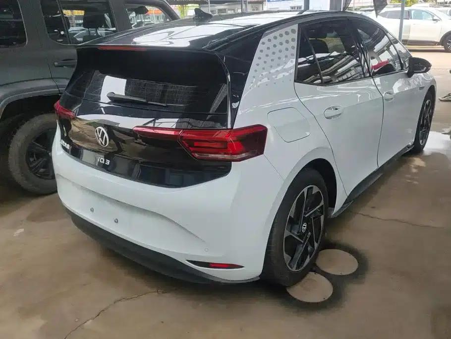 Volkswagen ID.3 2022 Pure Edition — миниатюра 3