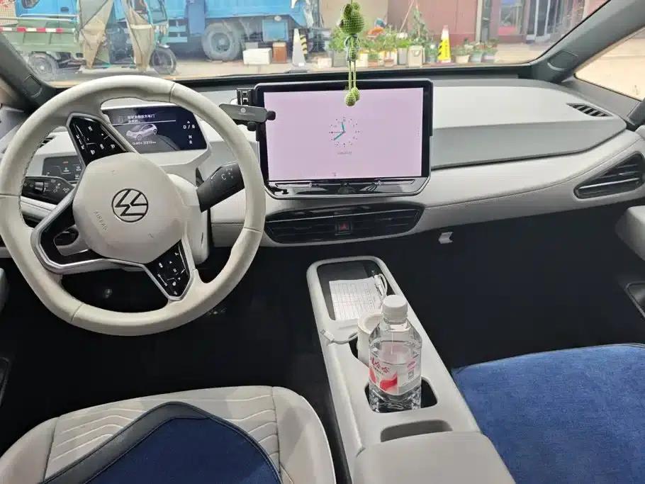 Volkswagen ID.3 2025 Facelift Smart Edition Outstanding Version — миниатюра 12