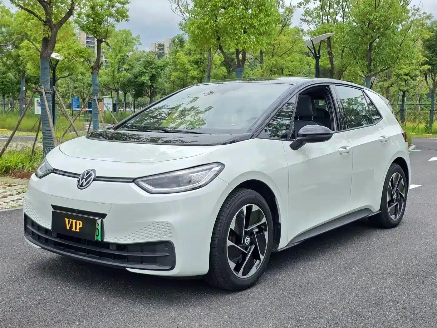 Volkswagen ID.3 2026 Smart Edition - Ultimate Edition — миниатюра 1